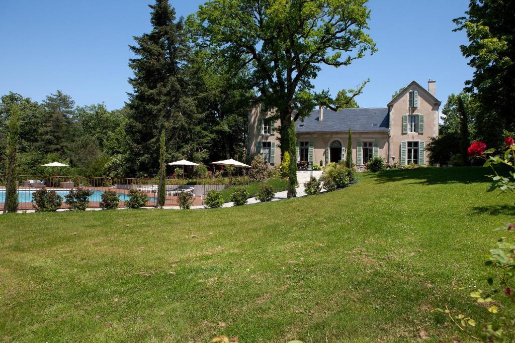 Domaine Le Castelet Bed & Breakfast Castres  Exterior photo