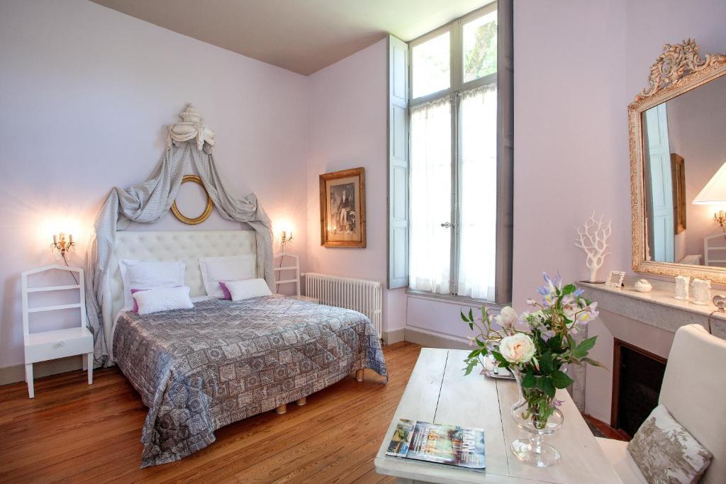 Domaine Le Castelet Bed & Breakfast Castres  Room photo