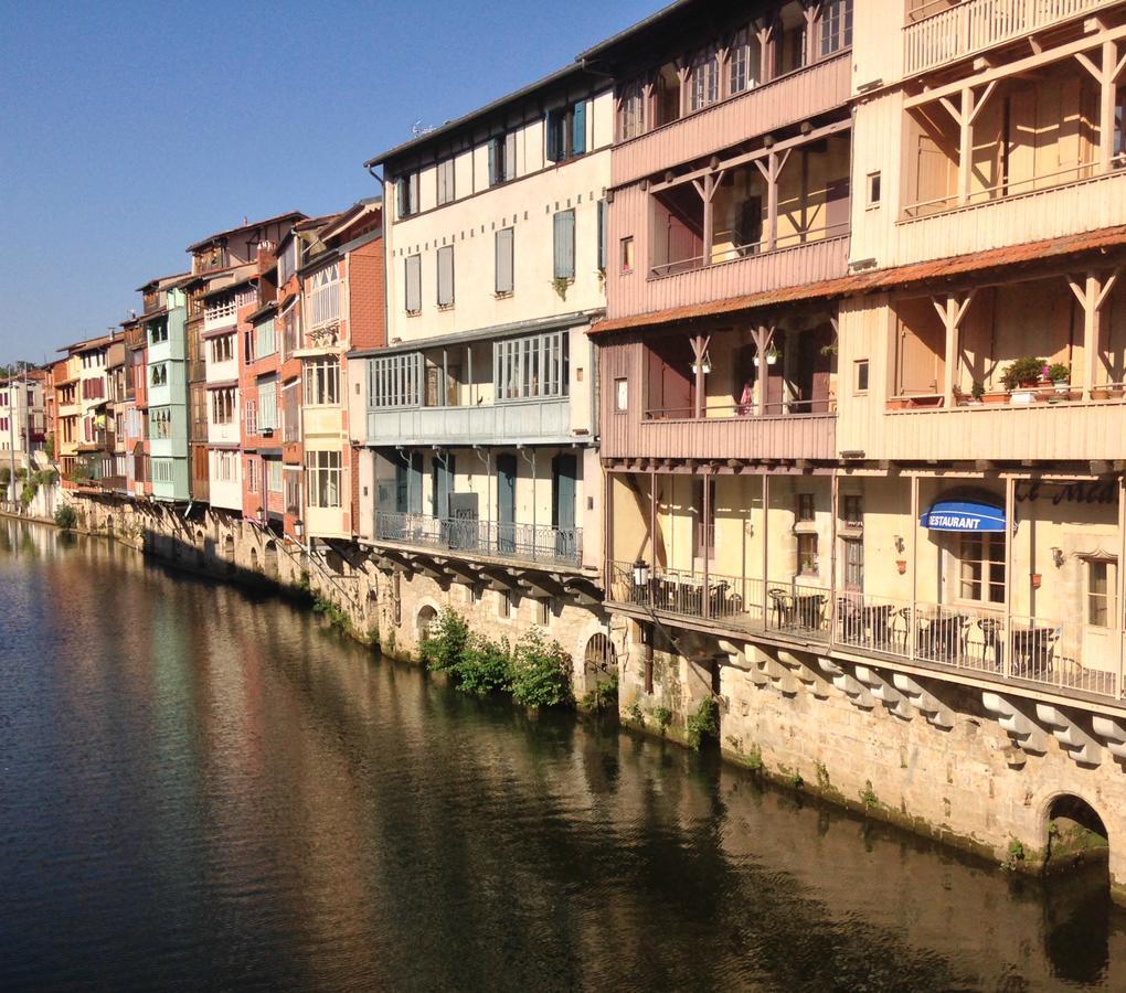 Domaine Le Castelet Bed & Breakfast Castres  Exterior photo
