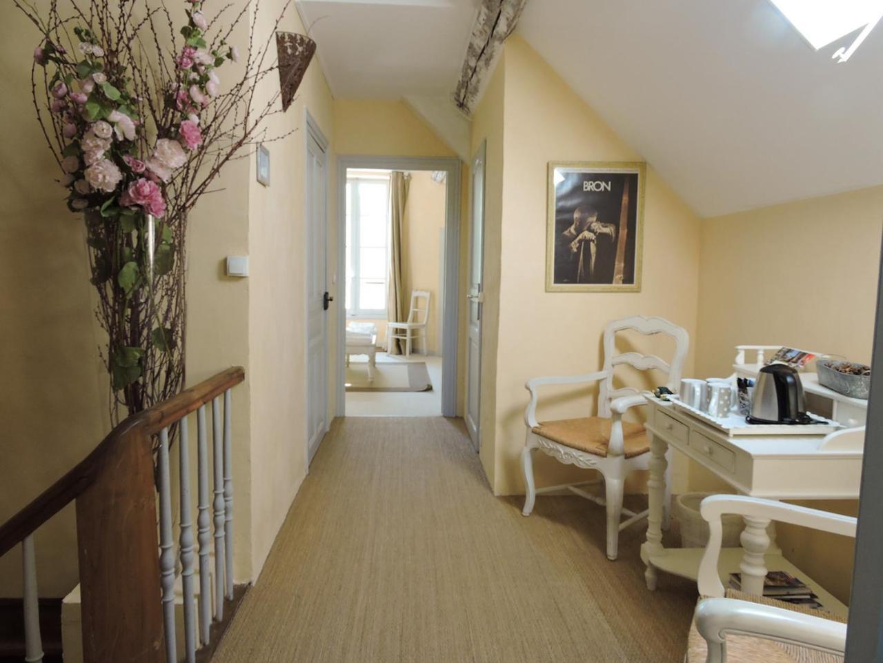 Domaine Le Castelet Bed & Breakfast Castres  Exterior photo